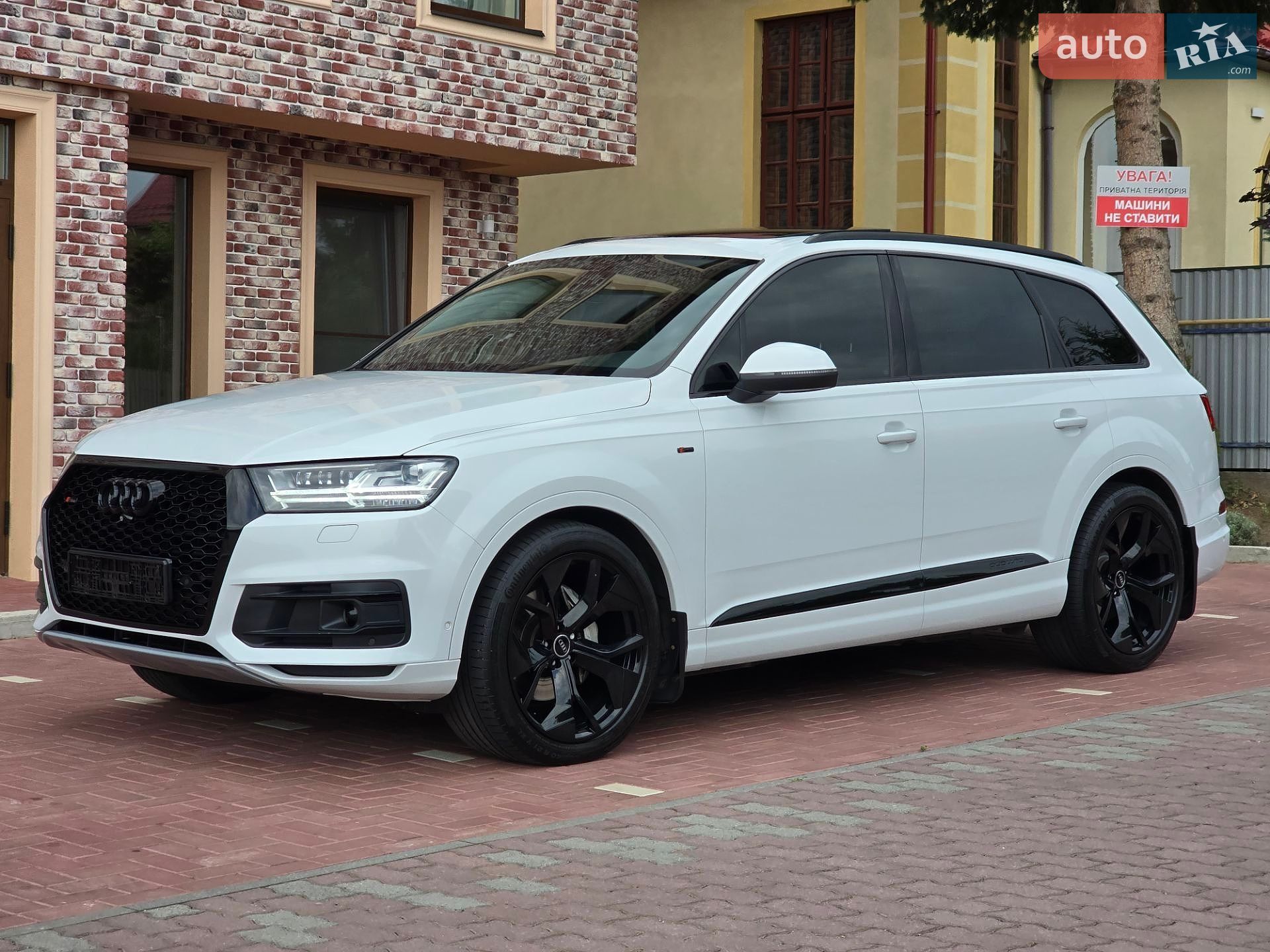 Audi Q7 2018 VIN WAUZZZ4M9JD021533 фото оголошення 18 з 55