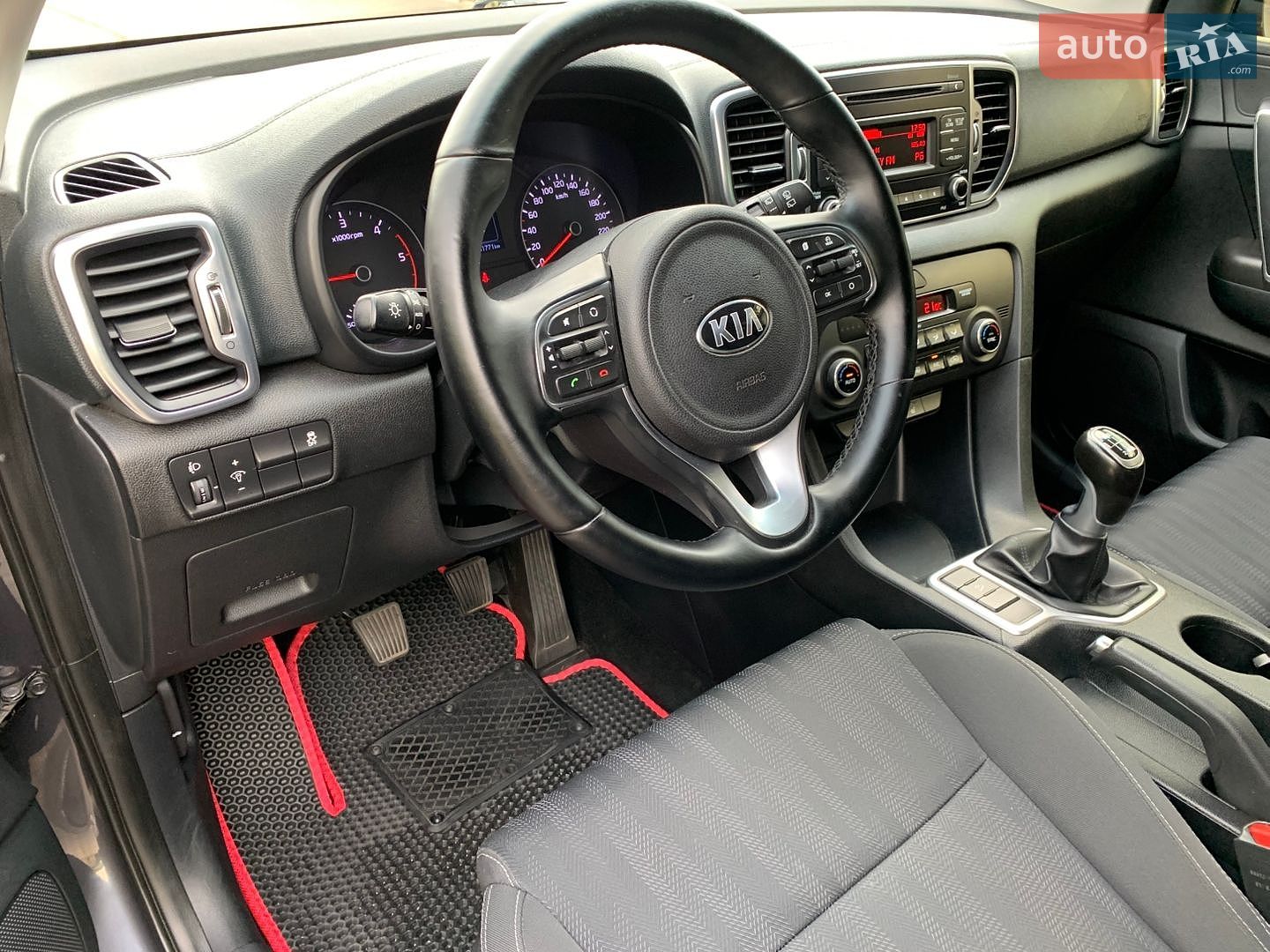Kia Sportage 2017 VIN U5YPG815AHL248927 фото оголошення 13 з 26