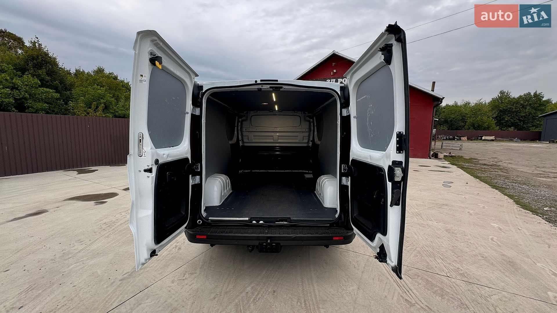 Renault Trafic 2024 VIN VF1FL000171628539 фото оголошення 34 з 46