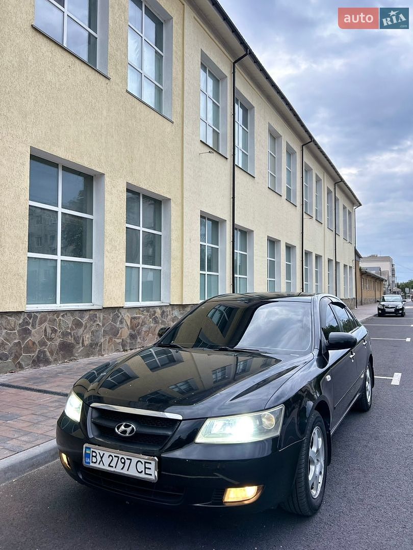 Hyundai Sonata 2006 VIN KMHEU41BP6A225262 фото оголошення 2 з 5