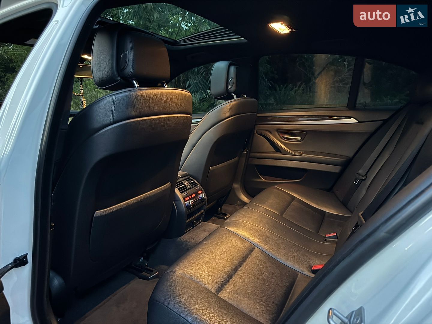 BMW 5 Series 2012 VIN WBAFZ9C57DC751951 фото оголошення 11 з 17