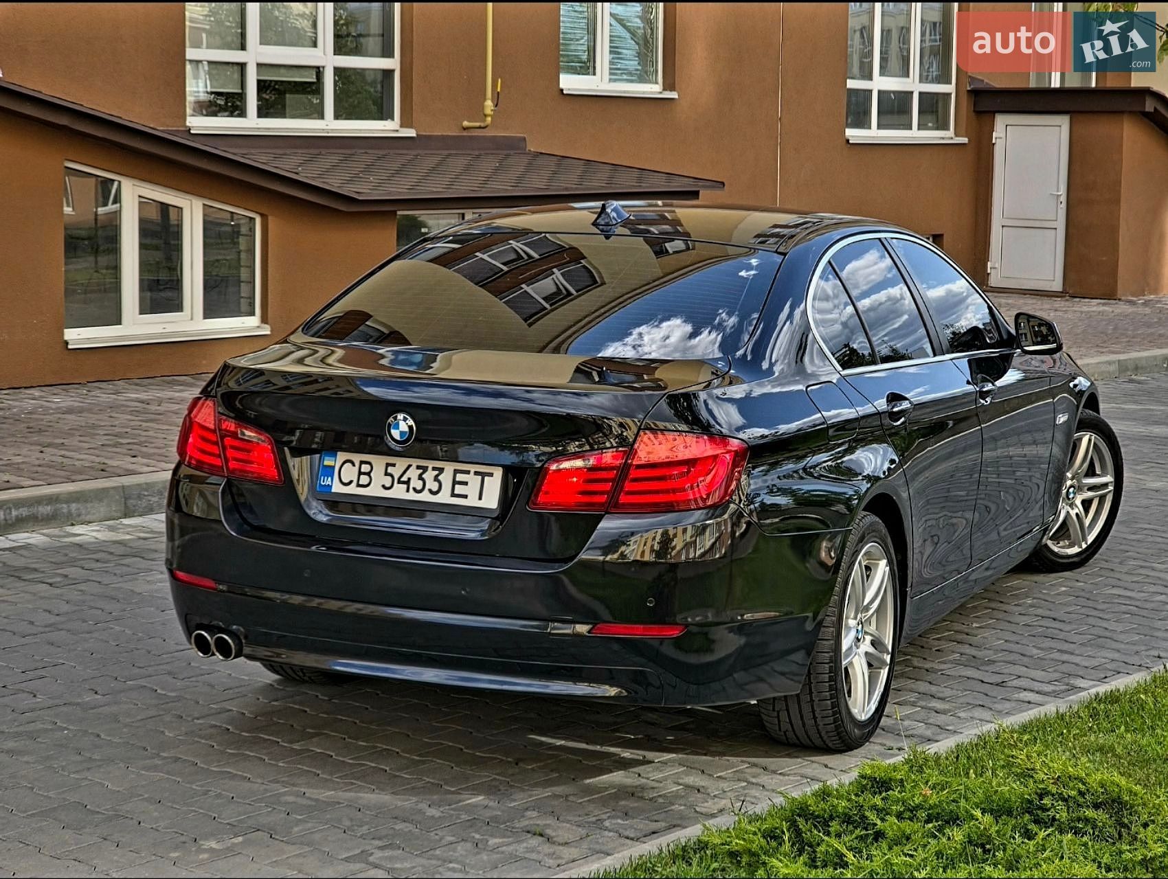 BMW 5 Series 2010 VIN WBAFW31030C556162 фото оголошення 12 з 40