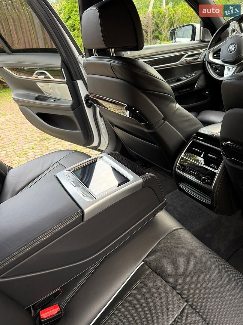 BMW 7 Series 2016 VIN WBA7C6108GG582094 фото оголошення 15 з 23