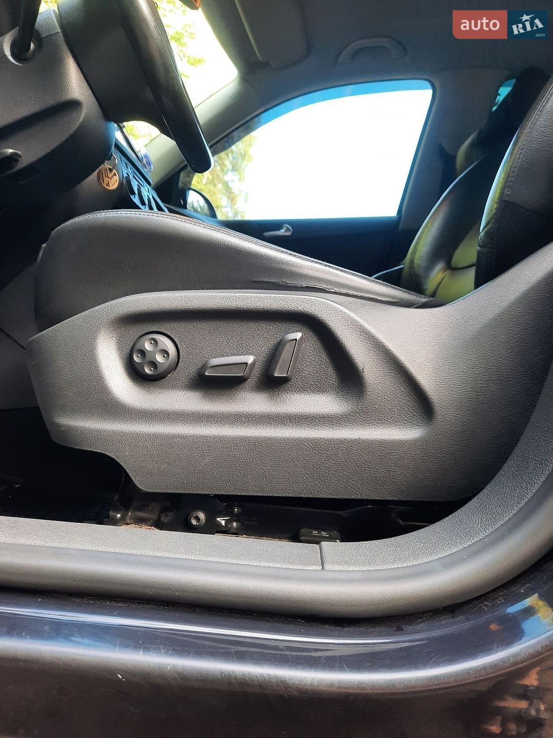 Volkswagen Tiguan 2008 VIN WVGZZZ5NZ9W065408 фото оголошення 14 з 18
