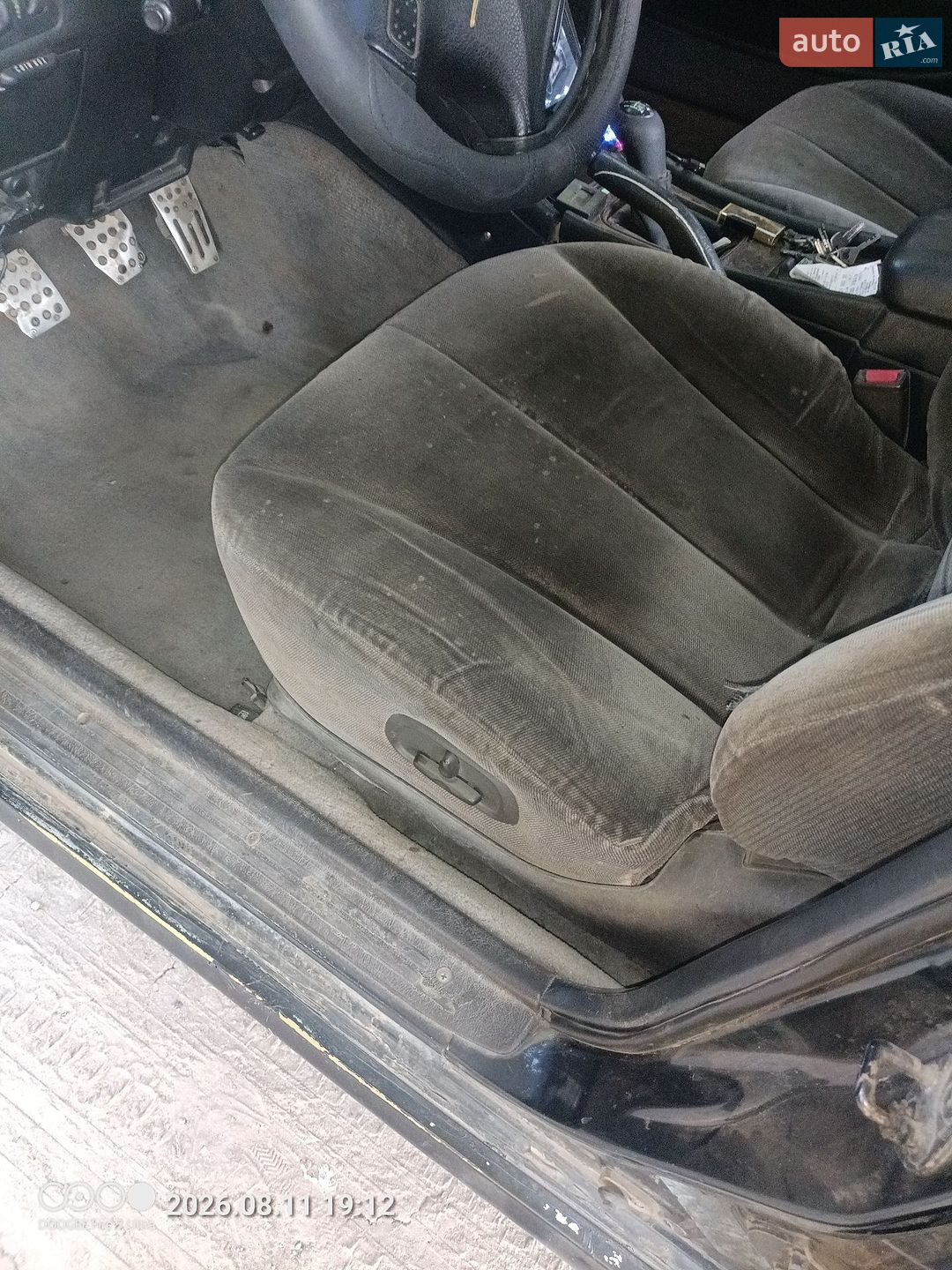 Mitsubishi Sigma 1991 VIN JMBSNF16AMY001827 фото оголошення 10 з 15