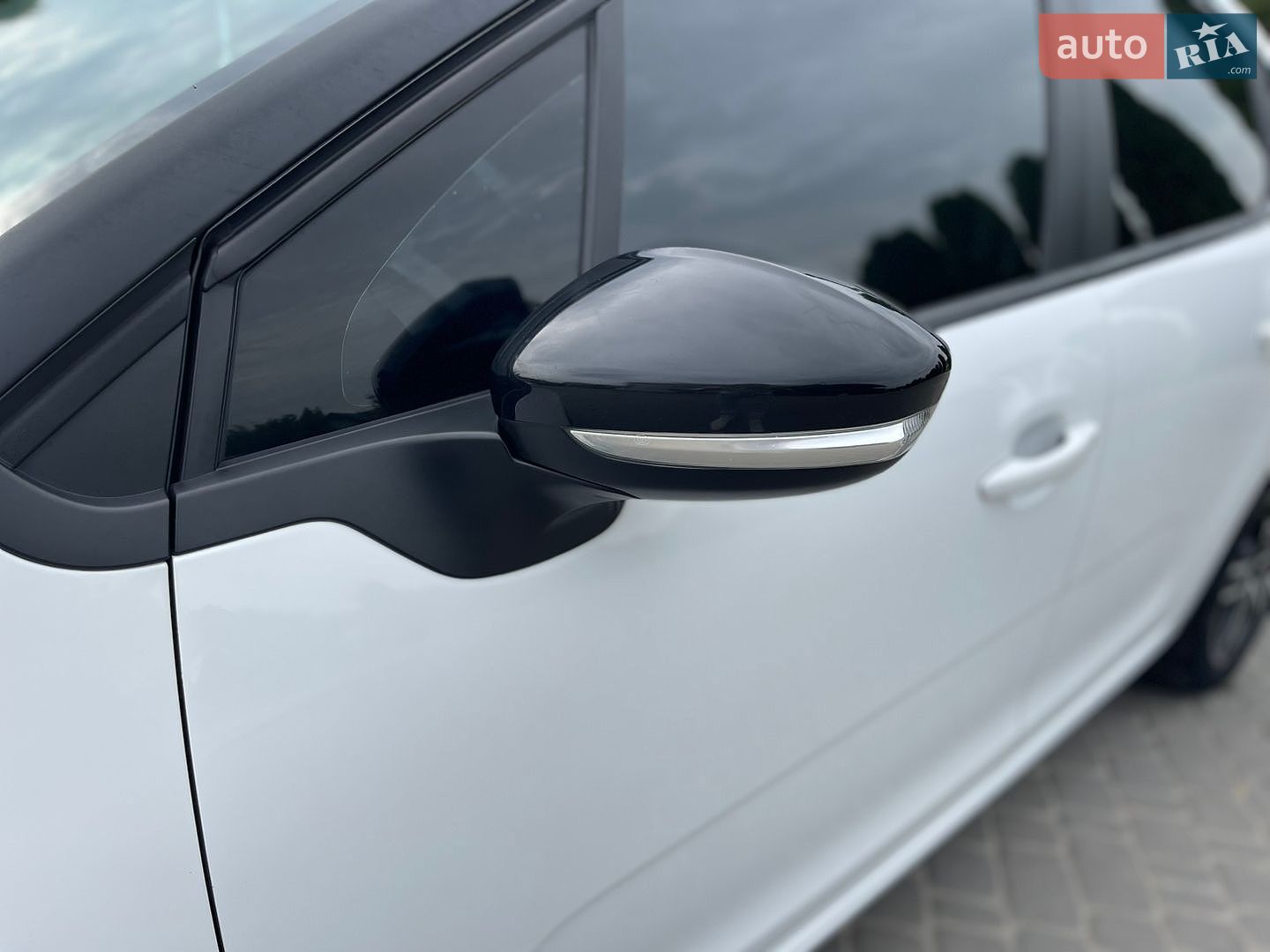 Citroen C3 2017 VIN VF7SXBHW6HT623226 фото оголошення 27 з 51