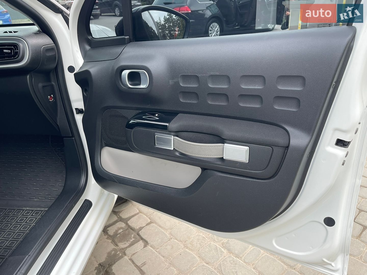 Citroen C3 2017 VIN VF7SXBHW6HT623226 фото оголошення 43 з 51