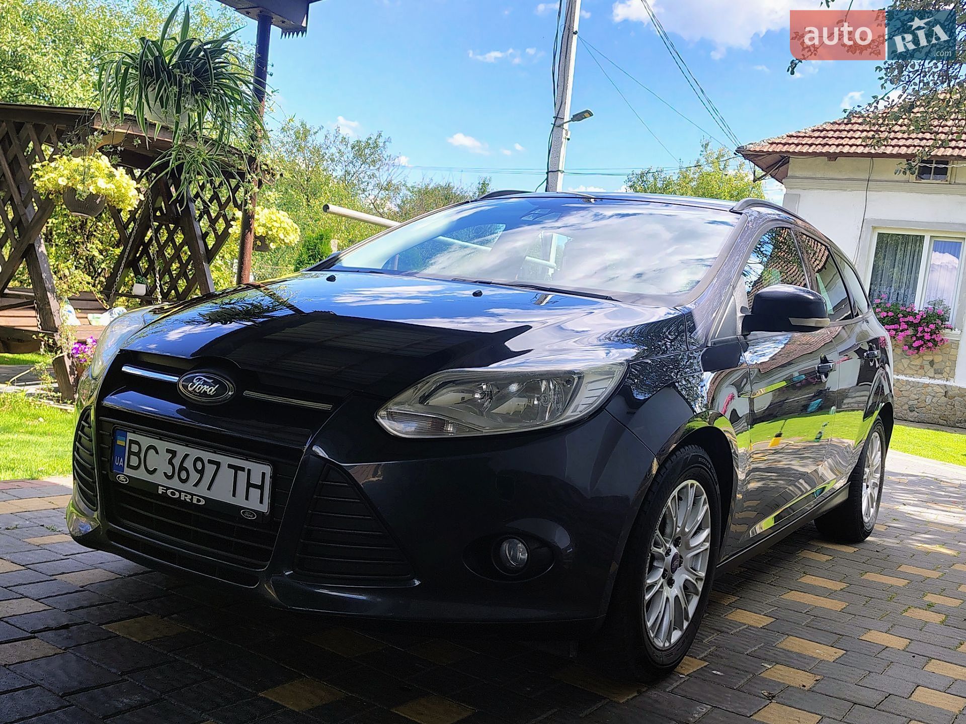 Ford Focus 2011 VIN WF0LXXGCBLBE66697 фото оголошення 2 з 65
