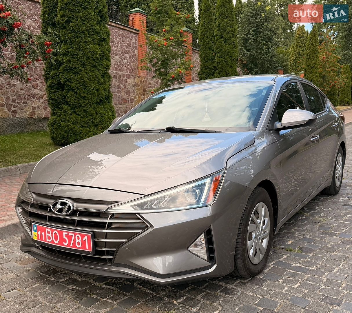 Hyundai Elantra 2019 VIN KMHD74LF1LU950283 фото оголошення 2 з 28