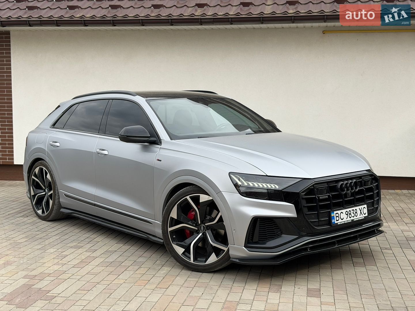 Audi Q8 2019 VIN WA1EVAF15KD036205 фото оголошення 5 з 51