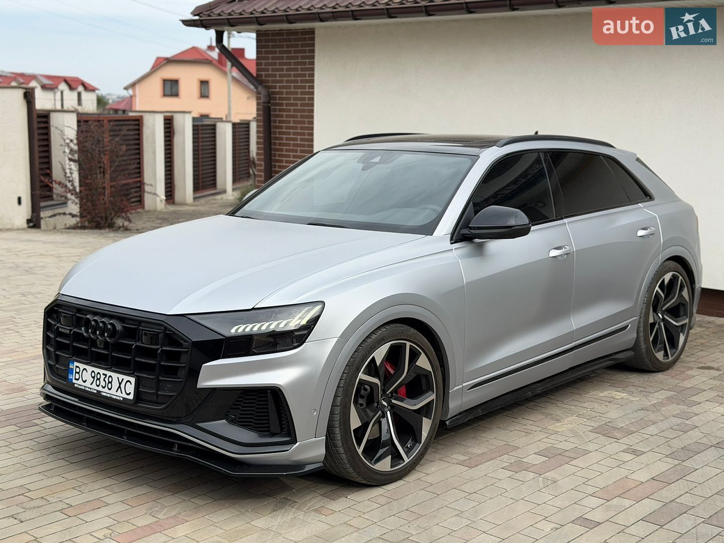 Audi Q8 2019 VIN WA1EVAF15KD036205 фото оголошення 2 з 51