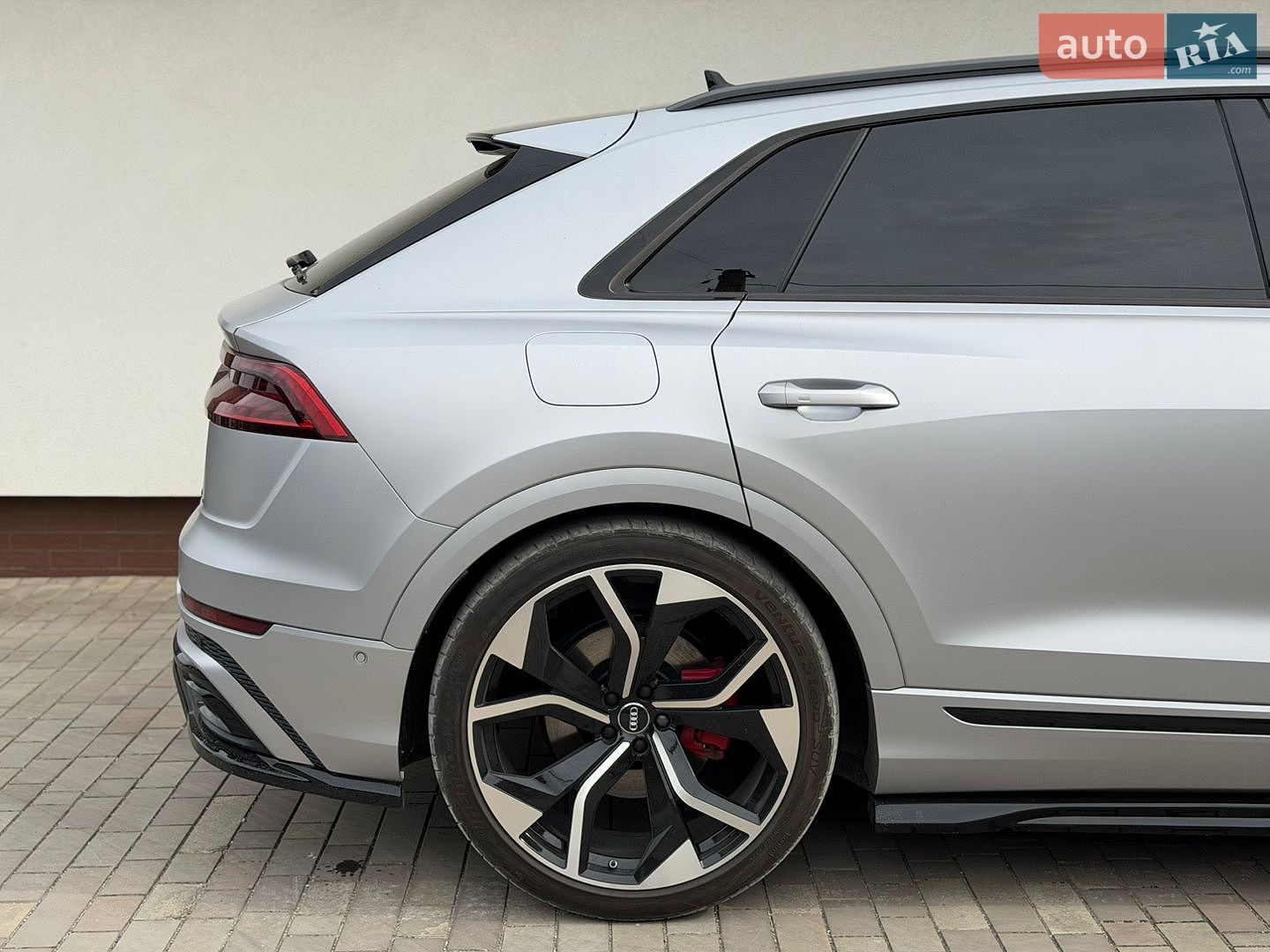 Audi Q8 2019 VIN WA1EVAF15KD036205 фото оголошення 17 з 51