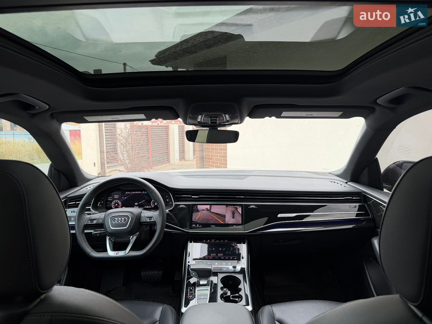 Audi Q8 2019 VIN WA1EVAF15KD036205 фото оголошення 32 з 51