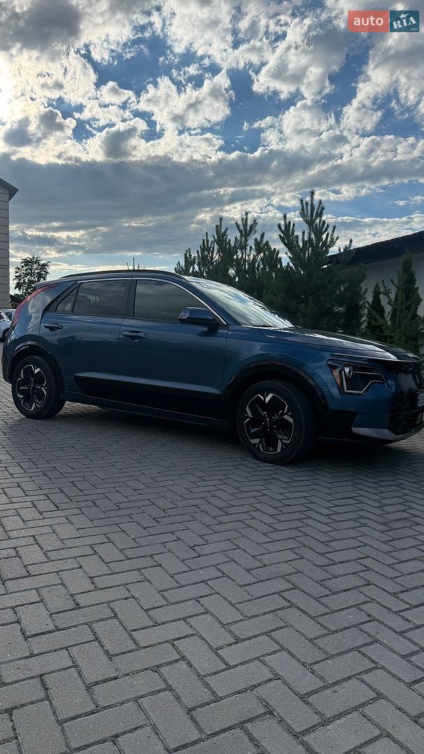 Kia Niro 2023 VIN KNDCR3L12P5027108 фото оголошення 13 з 54