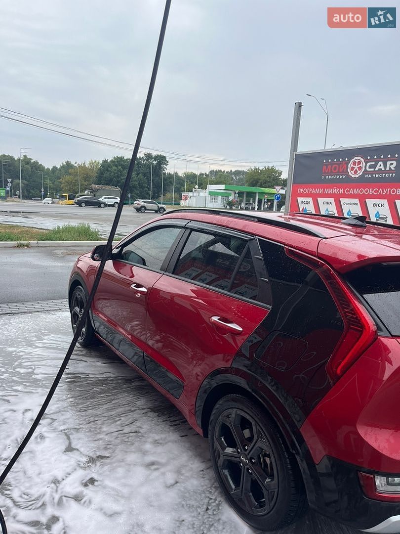 Kia Niro 2023 VIN KNDCT3LE4P5090151 фото оголошення 3 з 65