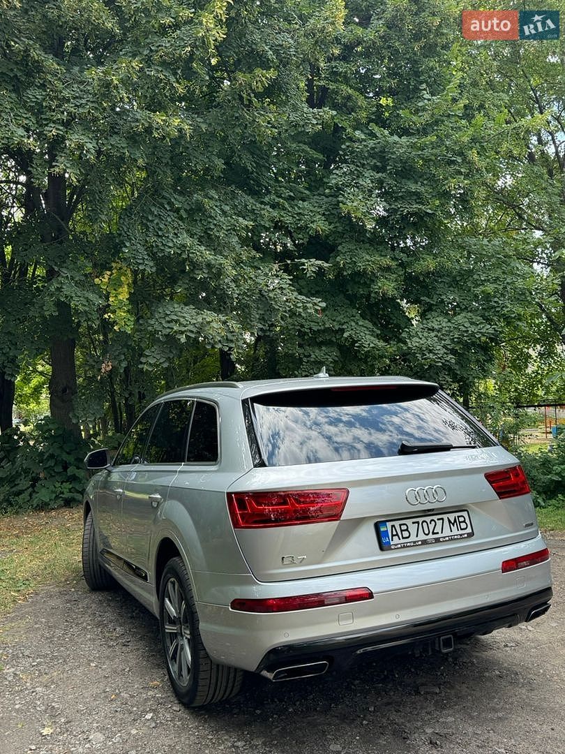 AUDI Q7 2017 VIN WA1LHAF78JD005936 фото оголошення 7 з 24