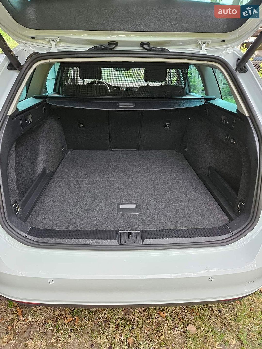 Volkswagen Passat 2023 VIN WVWZZZ3CZPE075978 фото оголошення 116 з 116