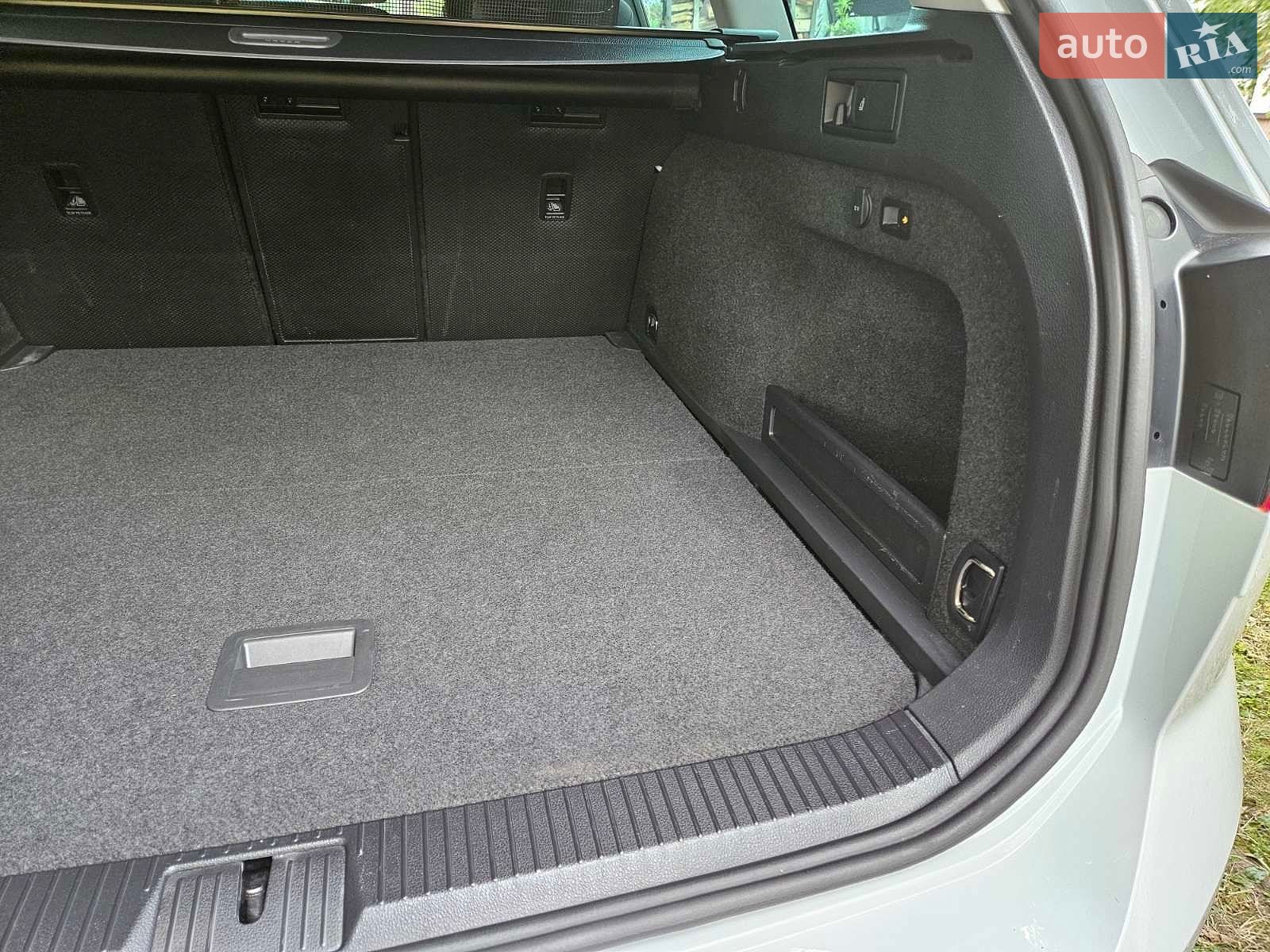 Volkswagen Passat 2023 VIN WVWZZZ3CZPE075978 фото оголошення 115 з 116