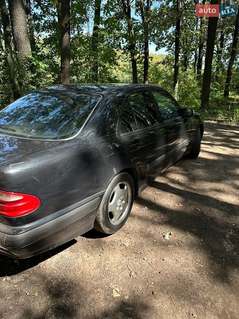 Mercedes-Benz E-Class 2001 VIN WDB2100481B359267 фото оголошення 7 з 12