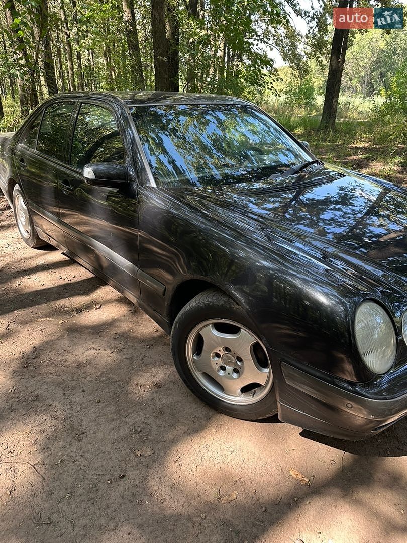 Mercedes-Benz E-Class 2001 VIN WDB2100481B359267 фото оголошення 9 з 12