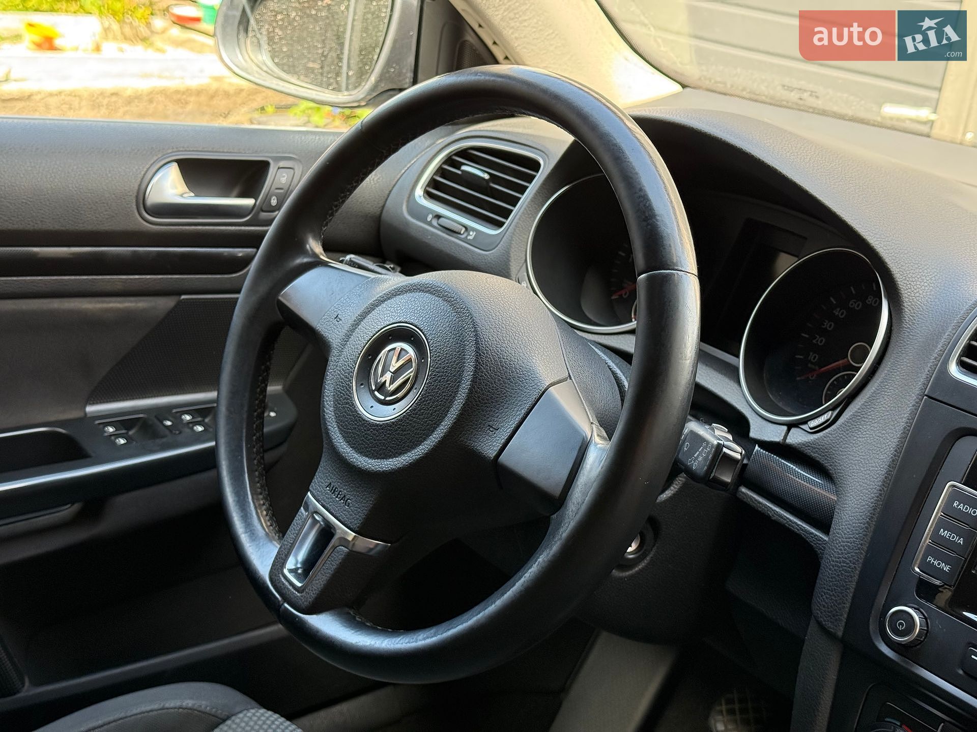 Volkswagen Golf 2010 VIN WVWZZZ1KZAM694157 фото оголошення 7 з 29