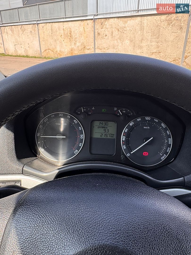 Skoda Octavia 2008 VIN TMBHS61Z882117984 фото оголошення 18 з 31