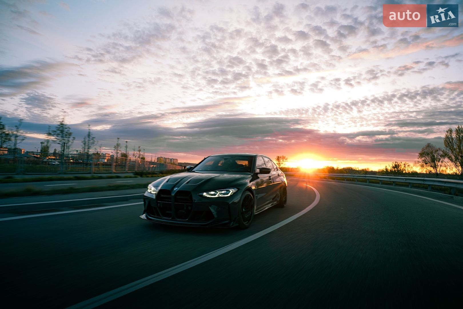 BMW M3 2021 VIN WBS43AY08NFM01523 фото оголошення 34 з 38