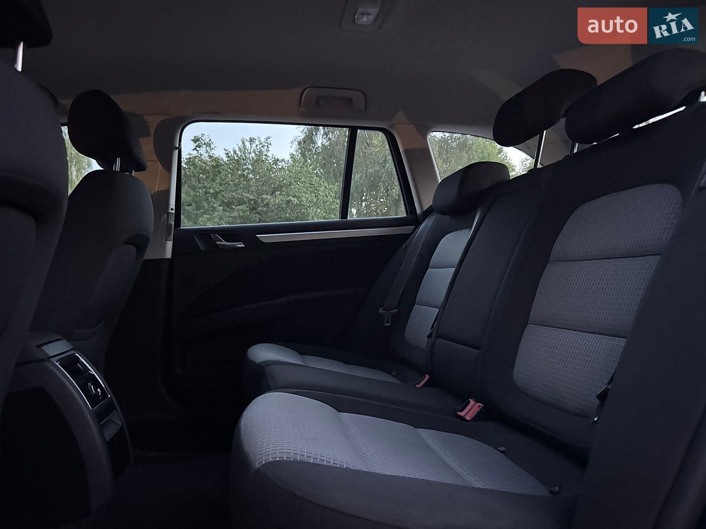 Skoda Superb 2012 VIN TMBJJ93T7C9035016 фото оголошення 37 з 53