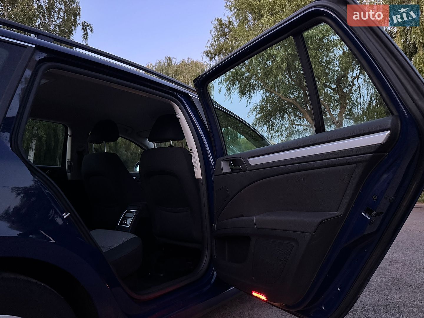 Skoda Superb 2012 VIN TMBJJ93T7C9035016 фото оголошення 40 з 53