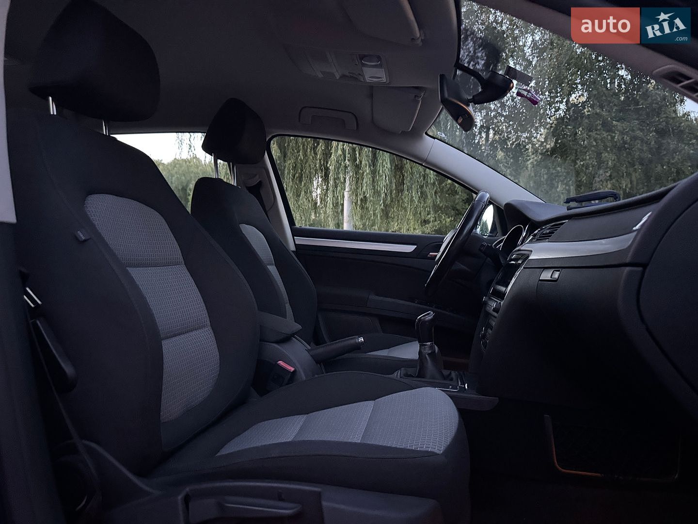Skoda Superb 2012 VIN TMBJJ93T7C9035016 фото оголошення 47 з 53