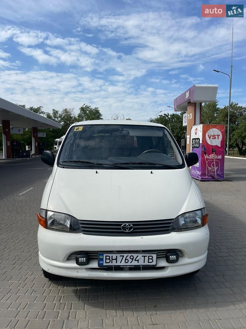 Toyota Hiace 2001 VIN JT121JK1100002262 фото оголошення 2 з 22
