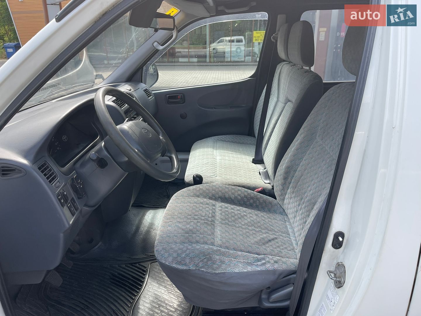 Toyota Hiace 2001 VIN JT121JK1100002262 фото оголошення 7 з 22