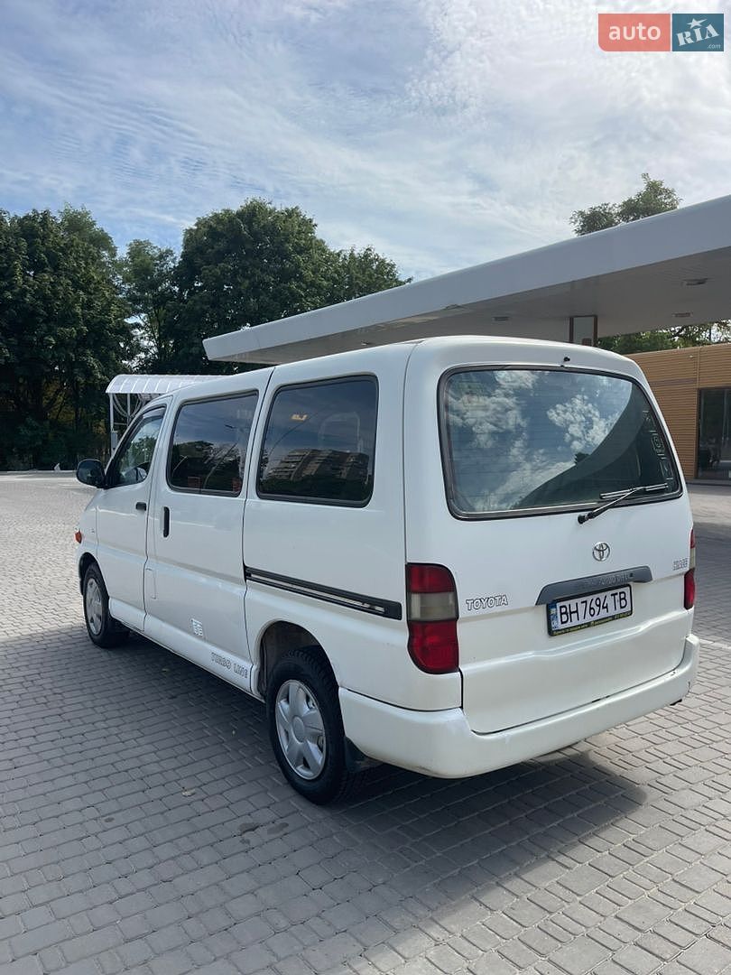 Toyota Hiace 2001 VIN JT121JK1100002262 фото оголошення 10 з 22