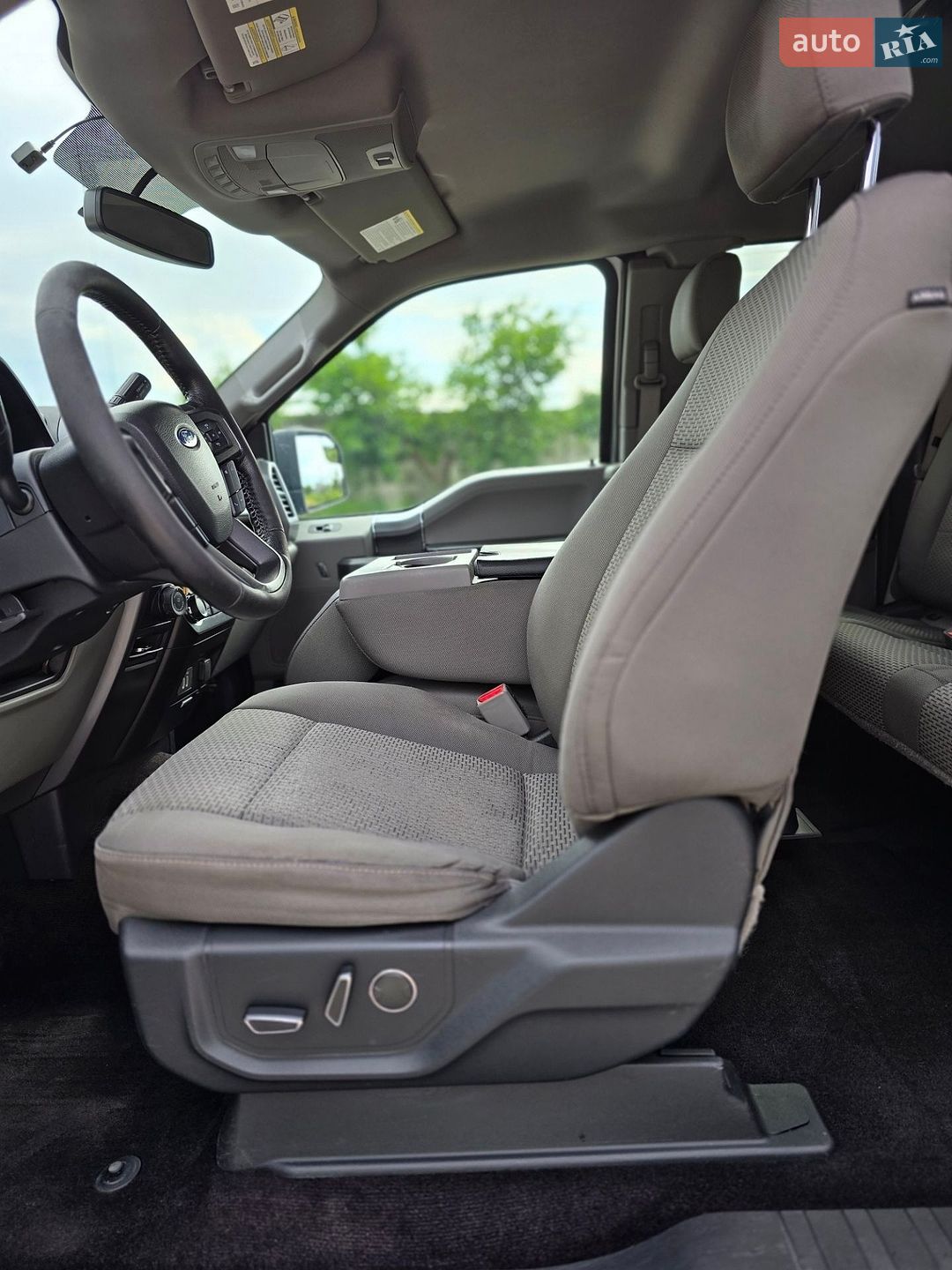 Ford F-150 2016 VIN 1FTEX1EP5GFC14583 фото оголошення 10 з 19