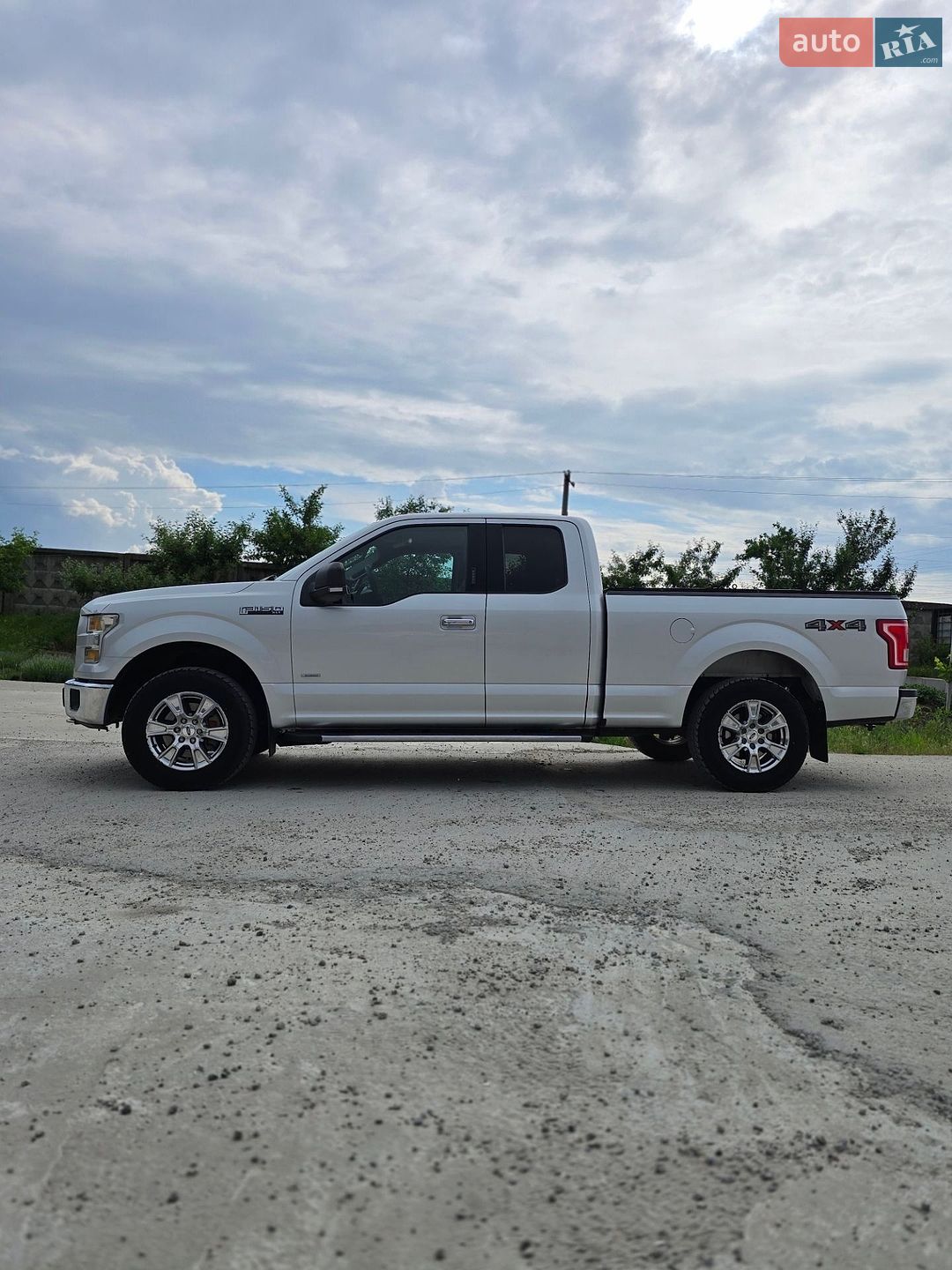 Ford F-150 2016 VIN 1FTEX1EP5GFC14583 фото оголошення 4 з 19