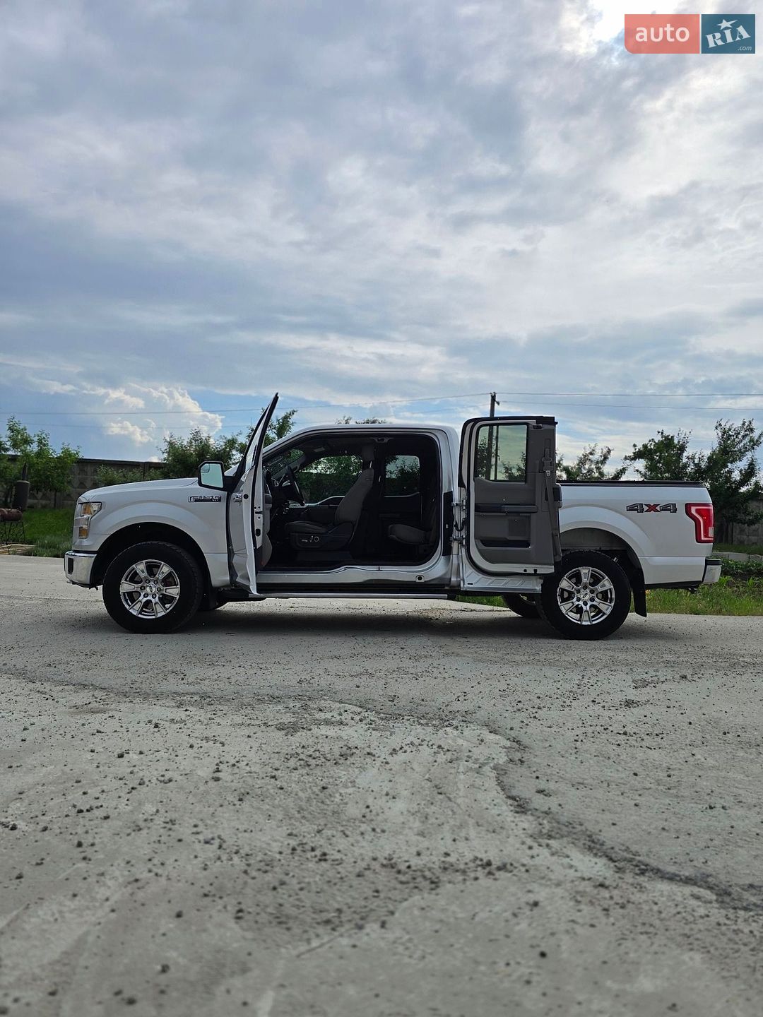 Ford F-150 2016 VIN 1FTEX1EP5GFC14583 фото оголошення 9 з 19