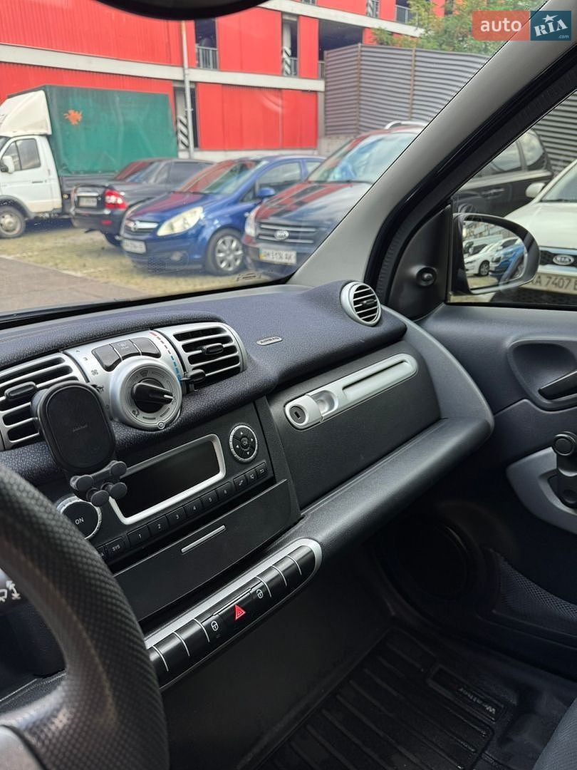 Smart Fortwo 2012 VIN WME4513341K563070 фото оголошення 8 з 17