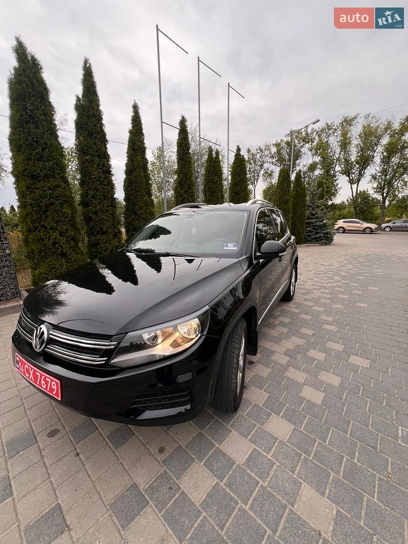 Volkswagen Tiguan 2016 VIN WVGSV7AX8HK009703 фото оголошення 4 з 22
