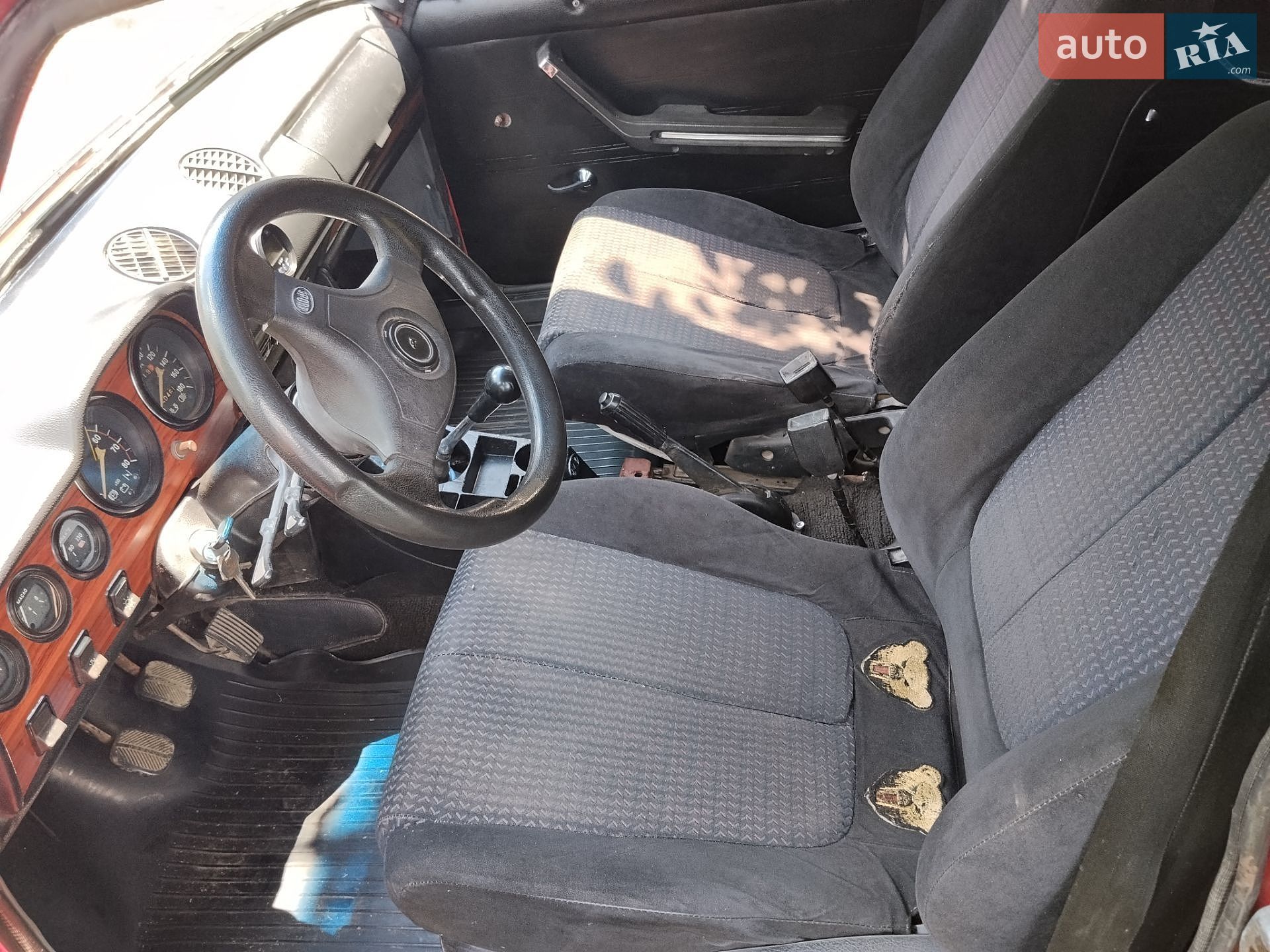 ВАЗ / Lada 2103 1978 VIN XTA21030000899381 фото оголошення 2 з 21