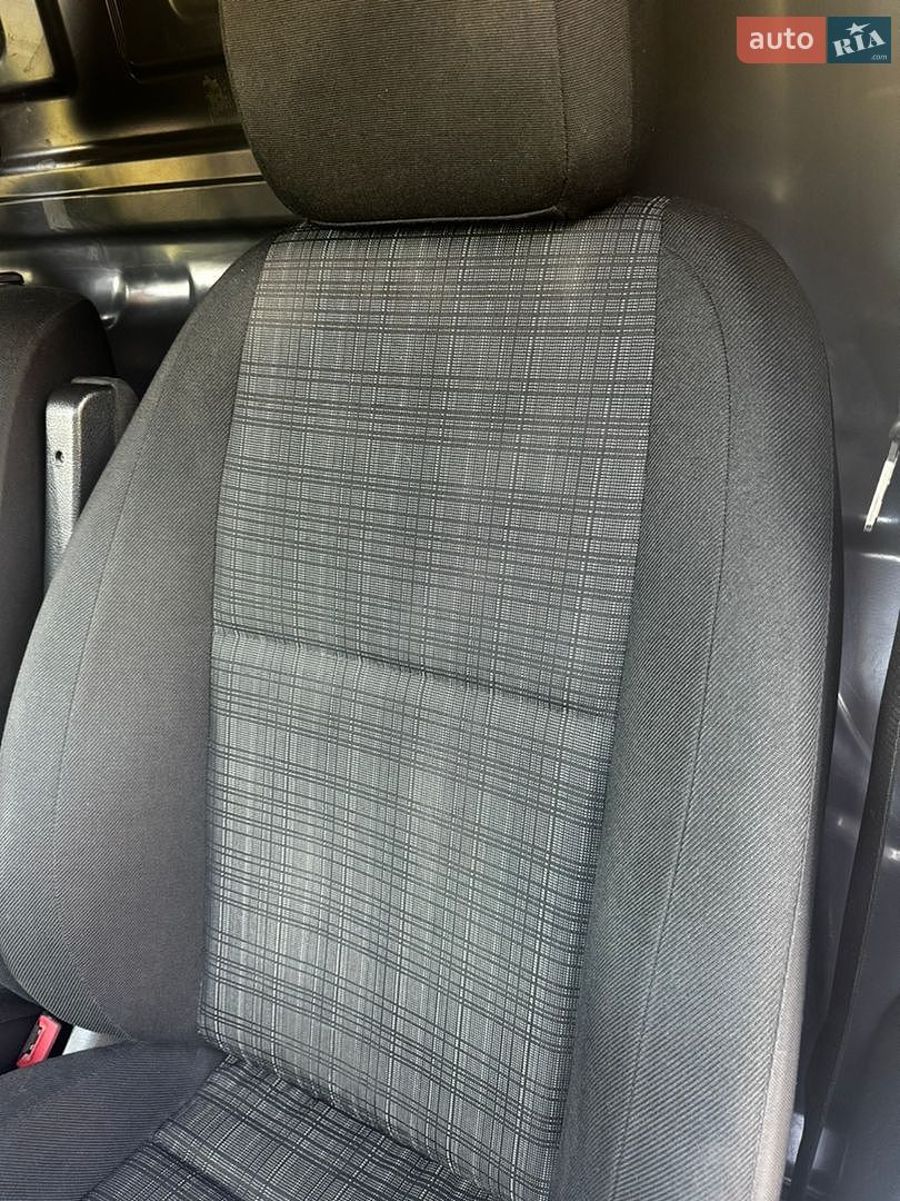 Mercedes-Benz Vito 2018 VIN WDF44760313479022 фото оголошення 5 з 16