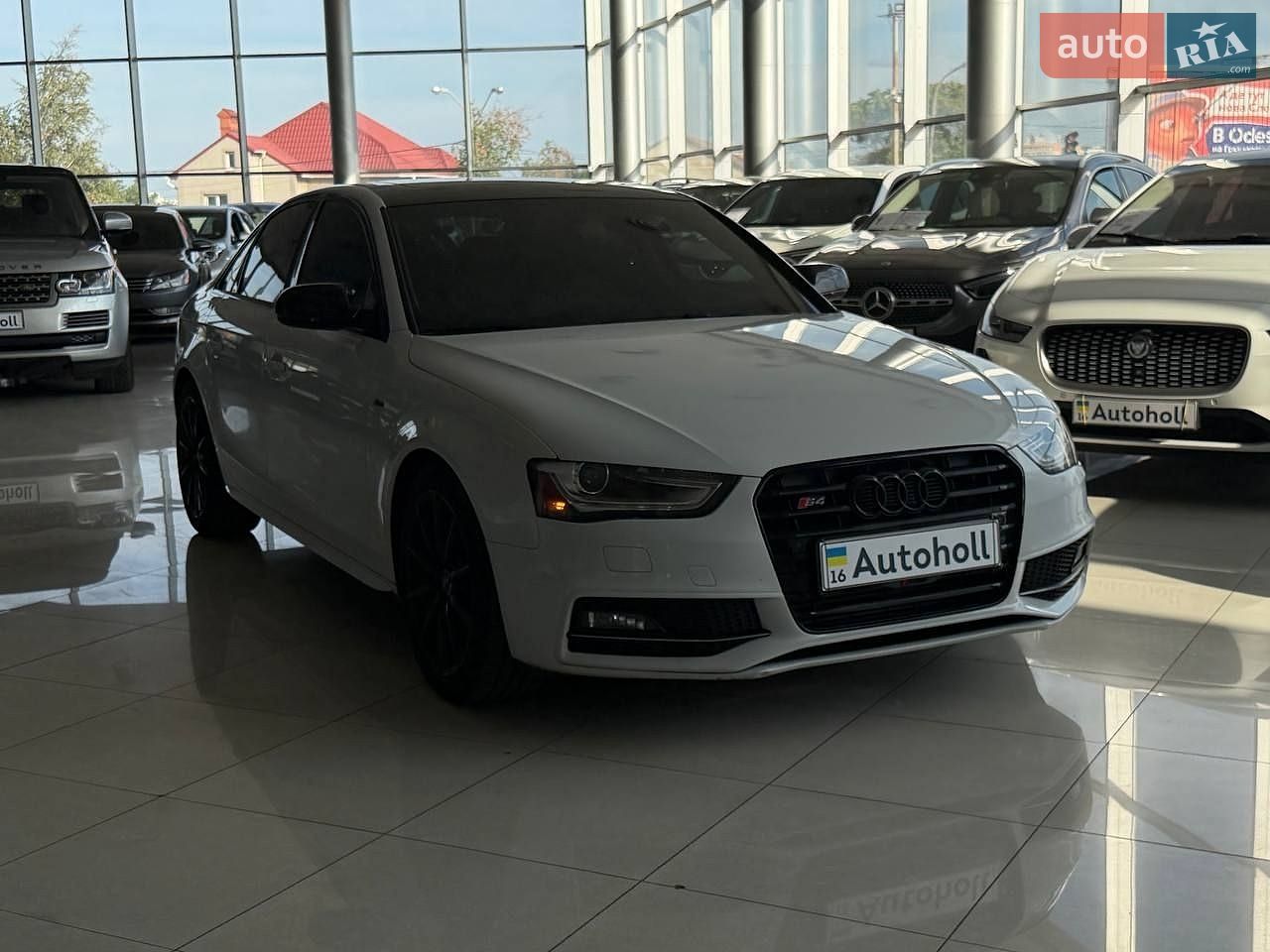 Audi A4 2015 VIN WAUAFAFL9GN003600 фото оголошення 3 з 24