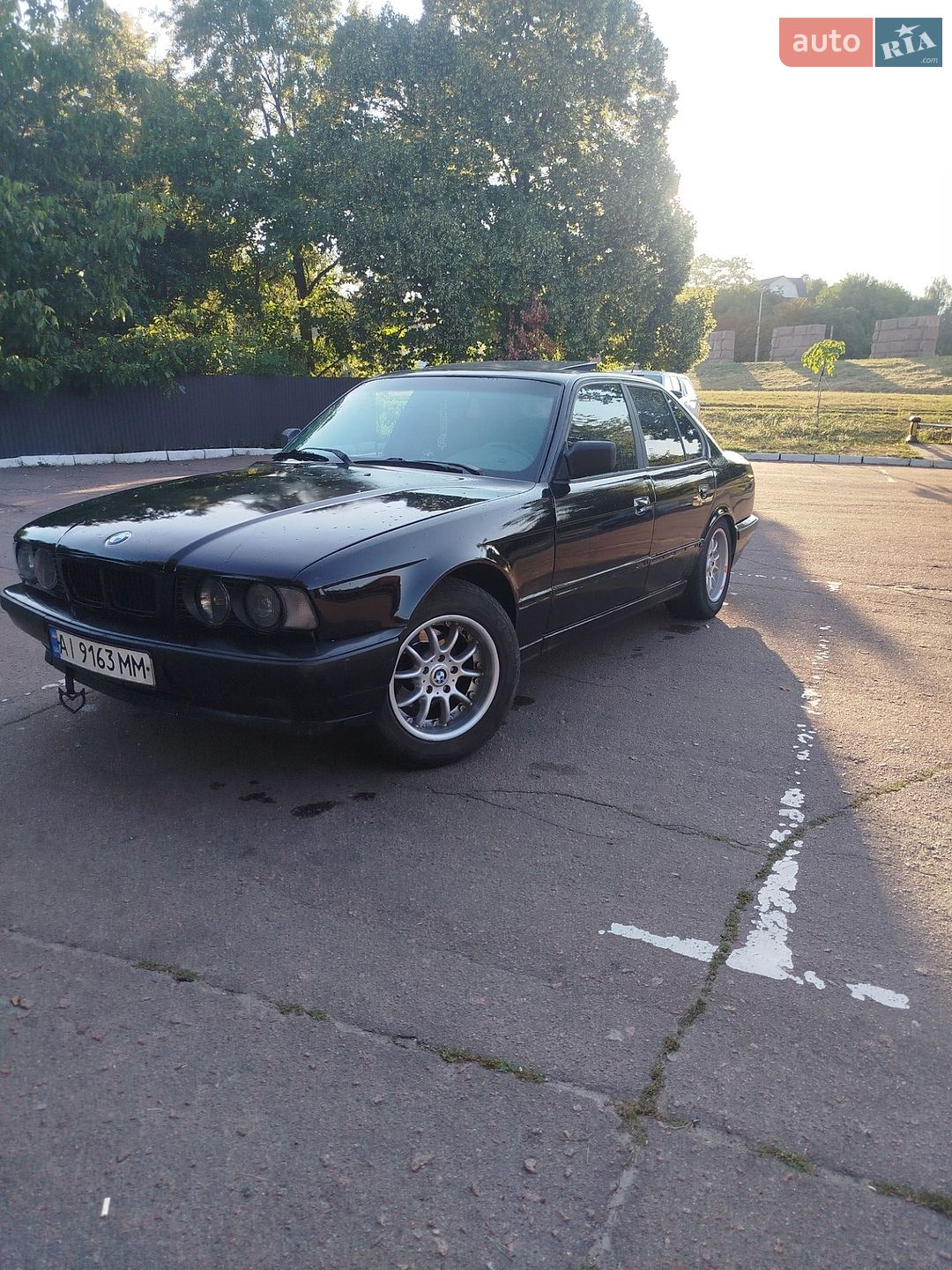BMW 5 Series 1992 VIN WBAHD51050BG11388 фото оголошення 2 з 13
