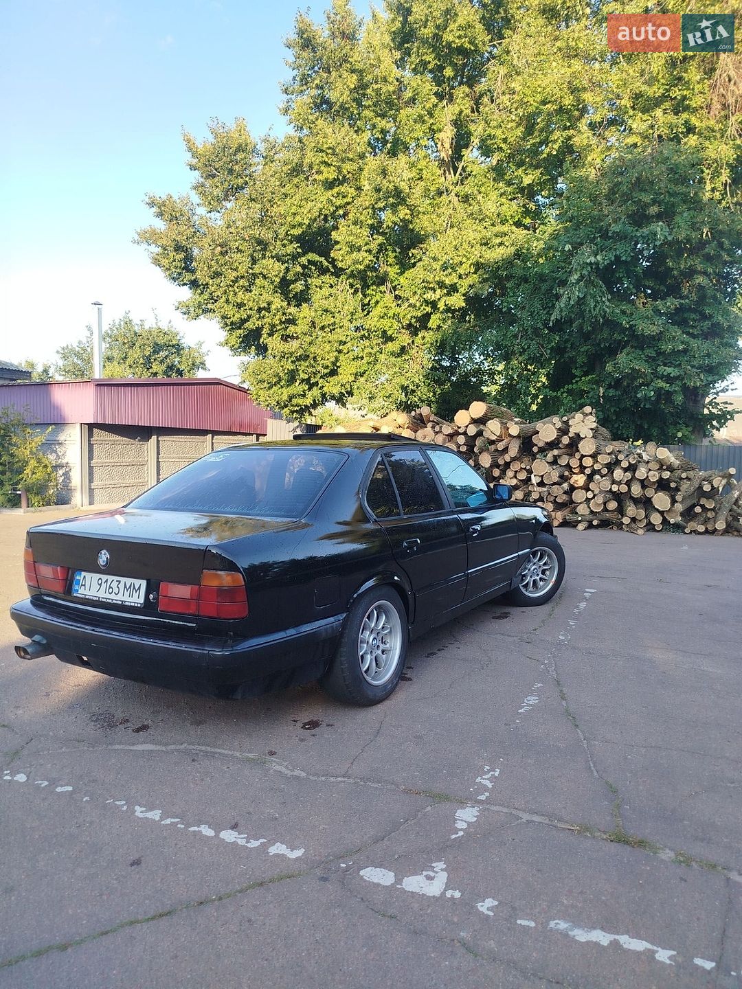 BMW 5 Series 1992 VIN WBAHD51050BG11388 фото оголошення 3 з 13