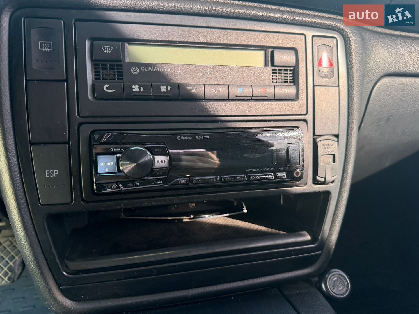 Volkswagen Passat 2002 VIN WVWZZZ3BZ2P180024 фото оголошення 9 з 14