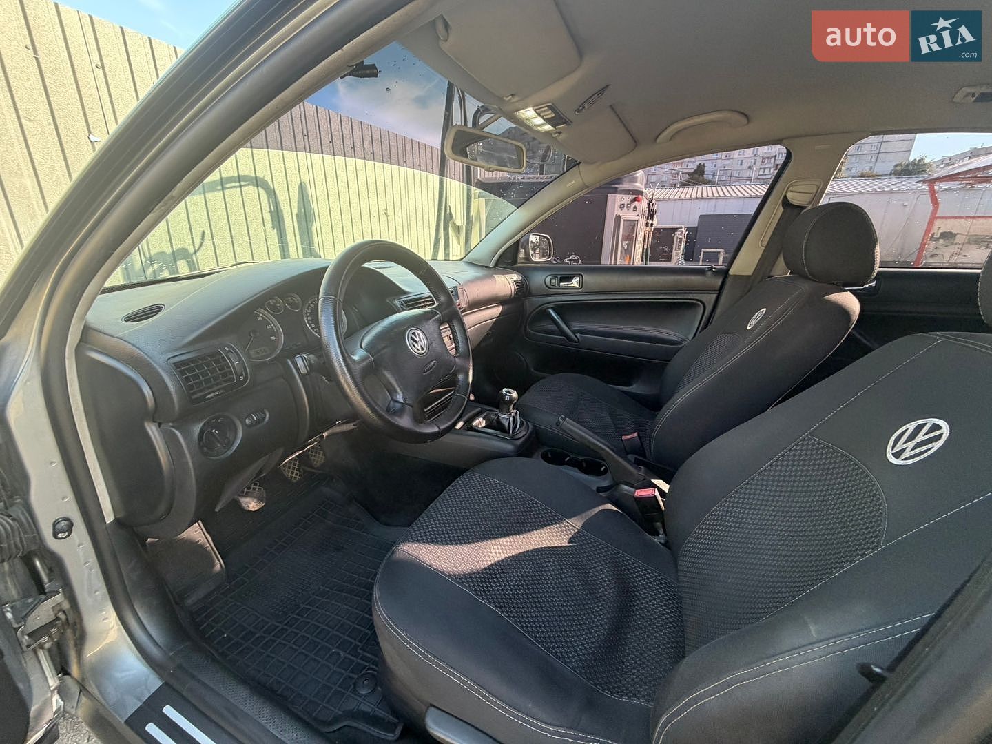 Volkswagen Passat 2002 VIN WVWZZZ3BZ2P180024 фото оголошення 12 з 14