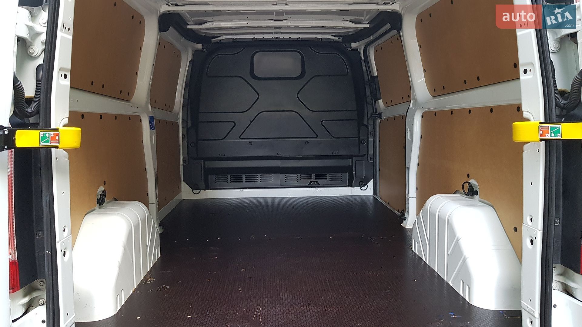 Ford Transit Custom 2019 VIN WF0YXXTTGYKK72753 фото оголошення 5 з 79
