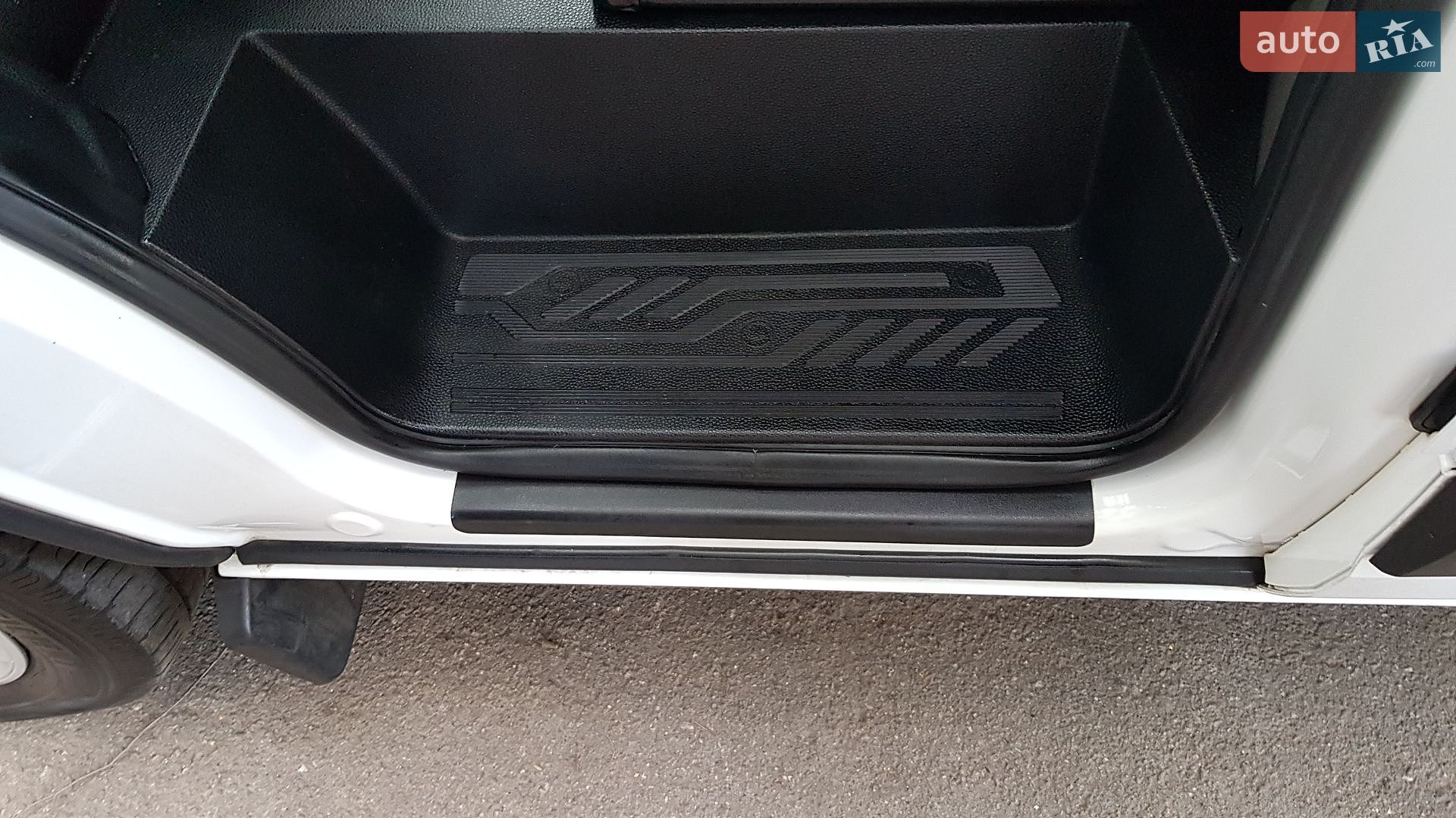 Ford Transit Custom 2019 VIN WF0YXXTTGYKK72753 фото оголошення 38 з 78