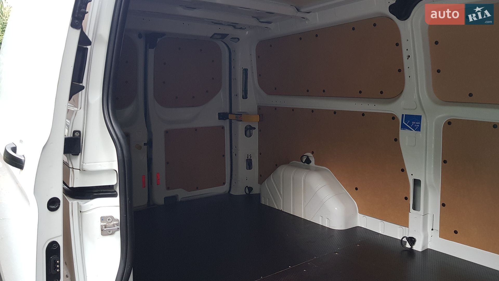Ford Transit Custom 2019 VIN WF0YXXTTGYKK72753 фото оголошення 52 з 79