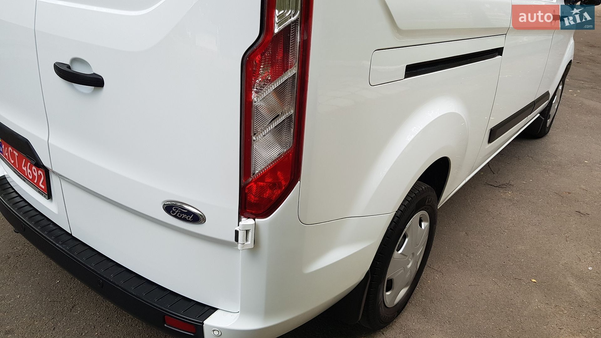 Ford Transit Custom 2019 VIN WF0YXXTTGYKK72753 фото оголошення 69 з 79