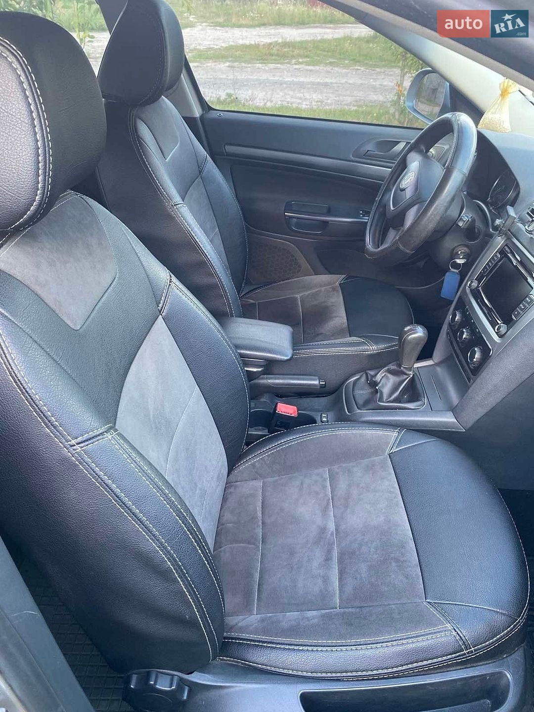 Skoda Octavia 2012 VIN TMBJT21Z1D2034883 фото оголошення 12 з 44